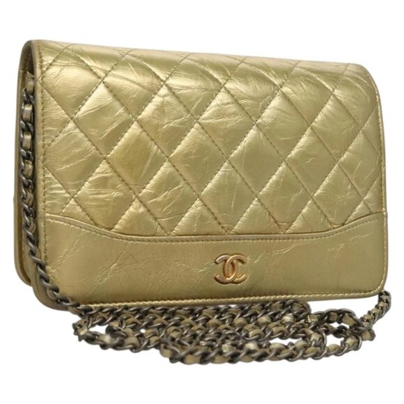 CHANEL Matelasse Chain Shoulder Bag Leather Gold CC Auth 132419 - Picture 1 of 16